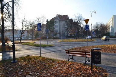 Specjalnie dobrane elementy małej architektury przy rondzie Herberta