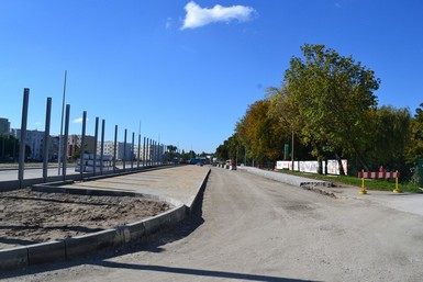 Powstały miejsca parkingowe w okolicy cmentarza i budynków SM Kopernik