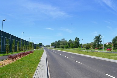 Trasa Średnicowa na odcinku od ul. Grudziądzkiej do ul. Legionów. W najbliższej przyszłości stanie się jedną z podstawowych arterii komunikacyjnych