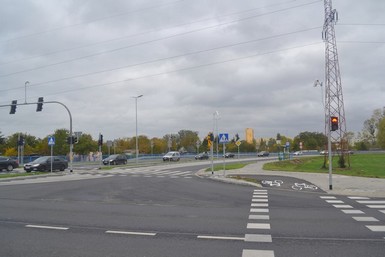 Trasa Średnicowa stanowi teraz najszybsze połączenie w relacji wschód-zachód Na zdjęciu skrzyżowanie trasy z ul. Skłodowskiej-Curie